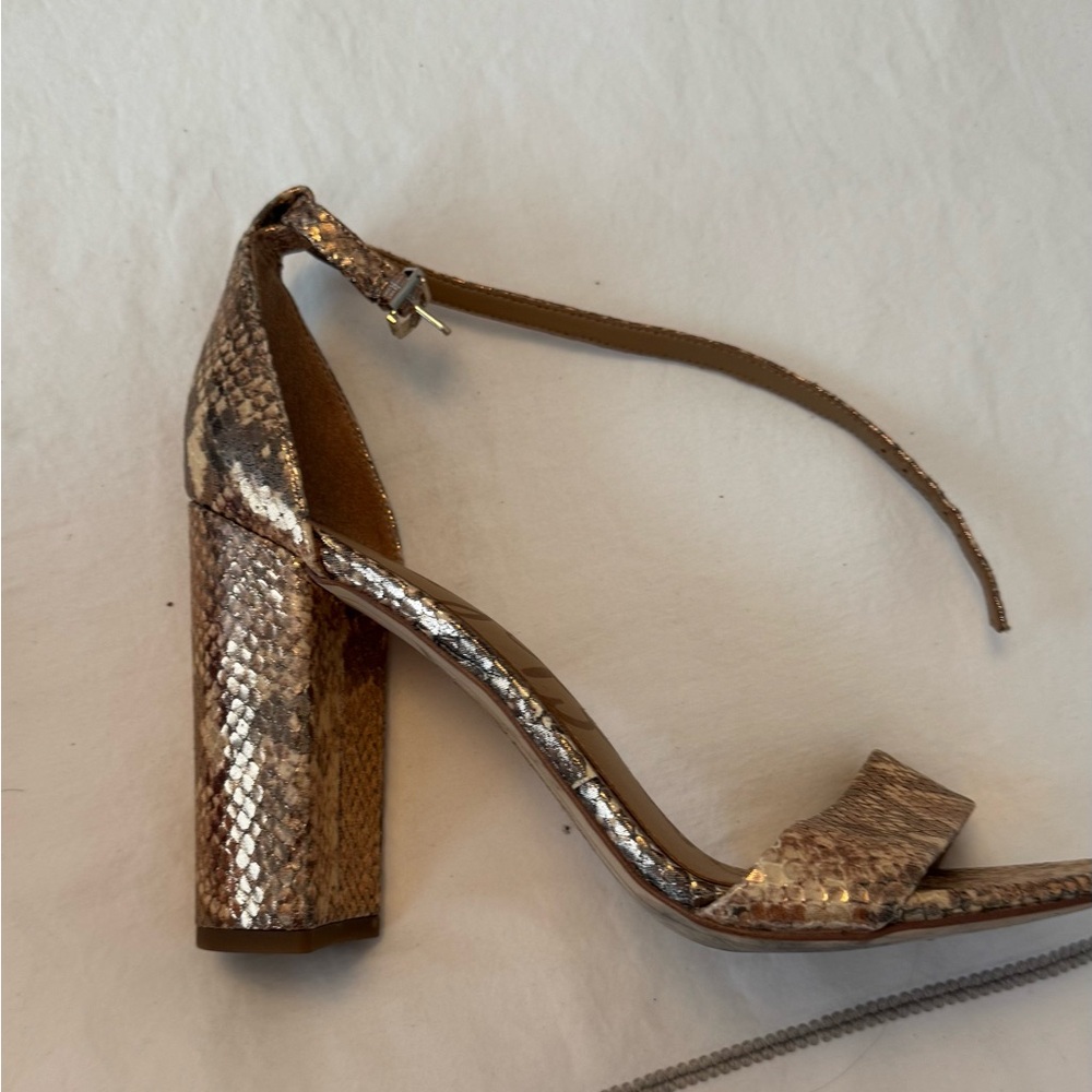 Sam Edelman size 10 sneak print used